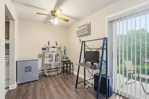 9725 S Keeler Ave, Oak Lawn, IL 60453 - Photo 10