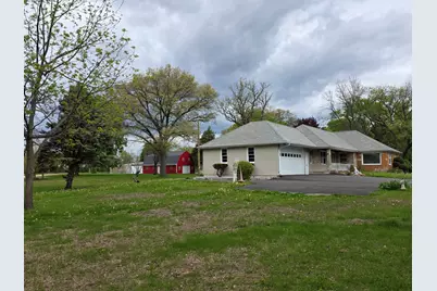 705 W Commercial Street, Lyndon, IL 61261 - Photo 4
