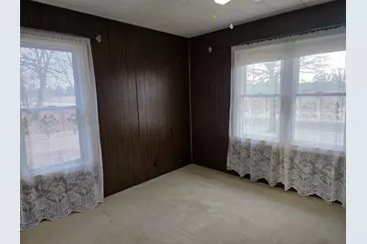 705 W Commercial Street, Lyndon, IL 61261 - Photo 12