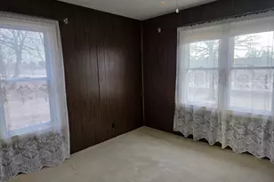 705 W Commercial St, Lyndon, IL 61261 - Photo 12