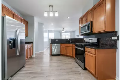 10200 Mulberry Lane #D, Bridgeview, IL 60455 - Photo 8