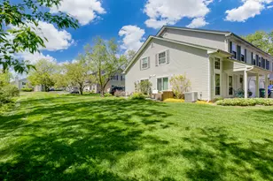 271 Butternut Ln, Streamwood, IL 60107 - Photo 18