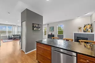 3860 N Milwaukee Ave, Chicago, IL 60641 - Photo 12
