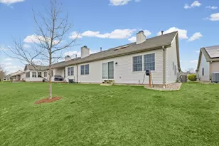 2523 Windward Blvd, Champaign, IL 61821 - Photo 24