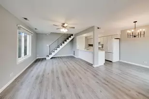 1536 Cornell Cir, Hoffman Estates, IL 60169 - Photo 2