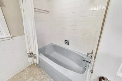 1040 Forest Hill Road, Lake Forest, IL 60045 - Photo 24