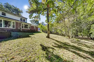 1040 Forest Hill Rd, Lake Forest, IL 60045 - Photo 30