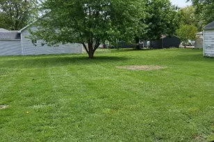 909 Cable St, Streator, IL 61364 - Photo 6