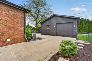 311 N Home Ave, Park Ridge, IL 60068 - Photo 22