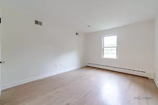 318 Second Ave, Libertyville, IL 60048 - Photo 22