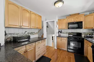 4006 Liberty Blvd, Westmont, IL 60559 - Photo 8
