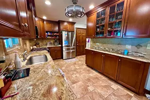 1323 Park Dr, Montgomery, IL 60538 - Photo 8