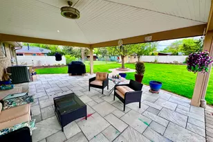 1323 Park Dr, Montgomery, IL 60538 - Photo 20