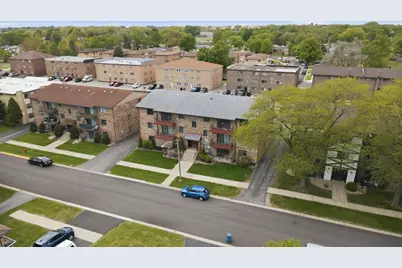 11810 S Komensky Avenue #102, Alsip, IL 60803 - Photo 4