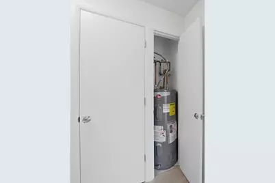 11810 S Komensky Avenue #102, Alsip, IL 60803 - Photo 14