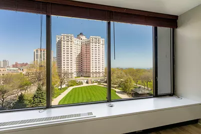 5455 N Sheridan Road #707, Chicago, IL 60640 - Photo 4
