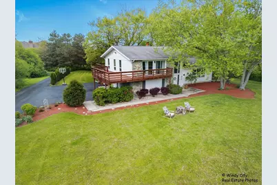 472 Knollwood Drive, Barrington, IL 60010 - Photo 1
