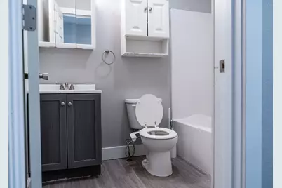 1208 W 5th Street, Davenport, IA 52802 - Photo 6