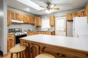 1126 Columbia Ave, Belvidere, IL 61008 - Photo 14