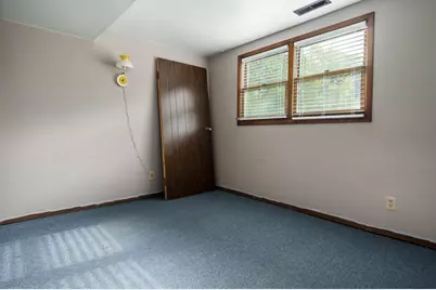 1126 Columbia Avenue, Belvidere, IL 61008 - Photo 32
