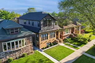 5407 W Pensacola Ave, Chicago, IL 60641 - Photo 2