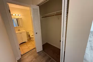 1039 College Ave, Wheaton, IL 60187 - Photo 14