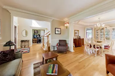 327 S Knight Avenue, Park Ridge, IL 60068 - Photo 6