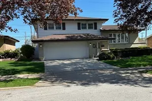 8154 W Lyons St, Niles, IL 60714 - Photo 1