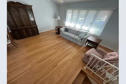 8154 W Lyons Street, Niles, IL 60714 - Photo 2