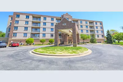 201 W Brush Hill Road #305, Elmhurst, IL 60126 - Photo 1