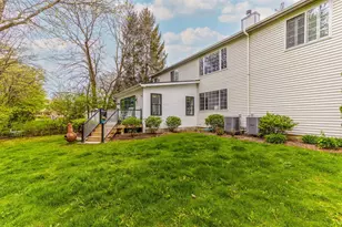 7449 Brentwood Ln, Gurnee, IL 60031 - Photo 40