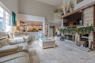 7449 Brentwood Ln, Gurnee, IL 60031 - Photo 12