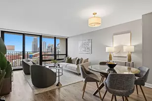1636 N Wells St, Chicago, IL 60614 - Photo 1