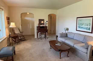 10045 S 53rd Ave, Oak Lawn, IL 60453 - Photo 4