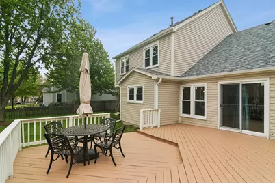 4255 Oak Knoll Lane, Hoffman Estates, IL 60192 - Photo 28