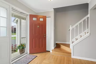 4255 Oak Knoll Lane, Hoffman Estates, IL 60192 - Photo 4