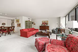 400 E Ohio St, Chicago, IL 60611 - Photo 6
