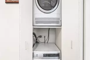 400 E Ohio St, Chicago, IL 60611 - Photo 24
