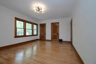 409 S 3rd St, West Dundee, IL 60118 - Photo 24
