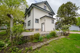 409 S 3rd St, West Dundee, IL 60118 - Photo 46