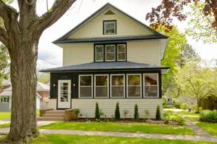 409 S 3rd St, West Dundee, IL 60118 - Photo 18
