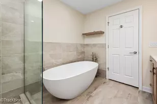 1401 Golden Bell Ct, Downers Grove, IL 60515 - Photo 16