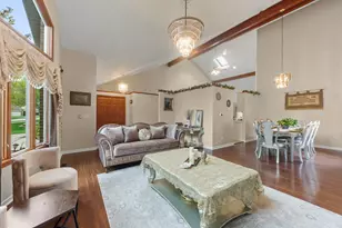 9040 Frances Ln, Orland Park, IL 60462 - Photo 8