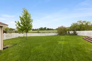 9040 Frances Ln, Orland Park, IL 60462 - Photo 34