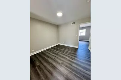 766 Cherry Creek Drive #766, Grayslake, IL 60030 - Photo 10