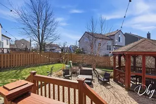 7 E Dahlia Ln, Round Lake Beach, IL 60073 - Photo 36