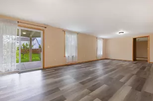 3145 Chanters Ct, Rockford, IL 61109 - Photo 12