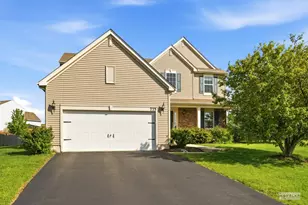 775 Kentshire Dr, Yorkville, IL 60560 - Photo 2