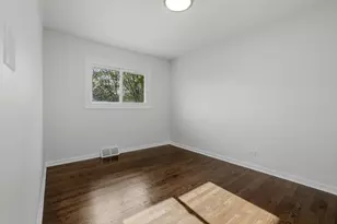 152 Skyline Dr, Carpentersville, IL 60110 - Photo 20