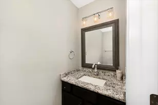5564 Cloverdale Rd, Hanover Park, IL 60133 - Photo 32
